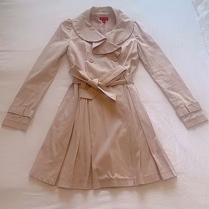 Light Pink, Pleated, Double-Breasted Trench Coat